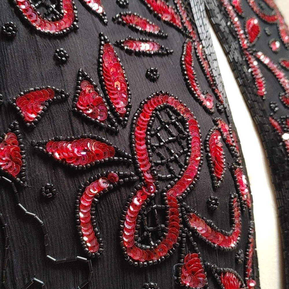 AP Ltd Black Silk Beaded w Red Sequins Top Size M - Picture 8 of 15